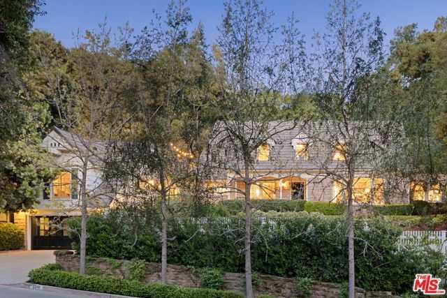 2370 Bowmont, 24386605, Beverly Hills, Single Family Residence,  for sale, Angel Kou, The Agency